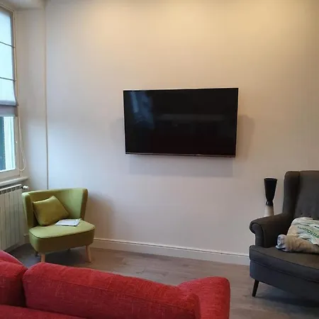 La Maison Du Mira شقة