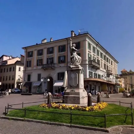 La Maison Du Mira Daire Intra