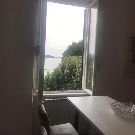 La Maison Du Mira Lägenhet Intra